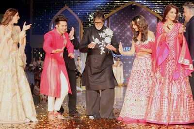 Amitabh Bachchan, Varun Dhawan, Alia Bhatt Walk The Runway for Cancer Patients