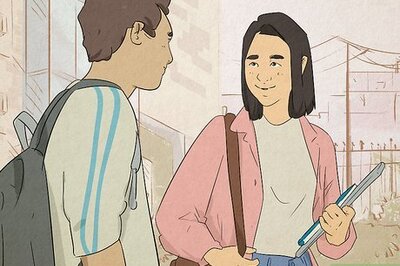 How to Compliment a Guy without Being Creepy