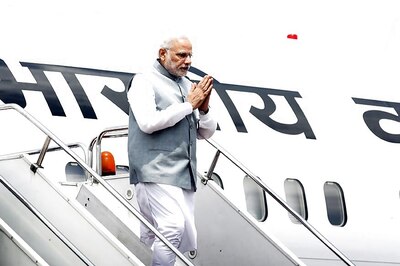 News Digest: Modi's Foreign Travel in 2015-16 Has Cost AI Rs 117 Cr