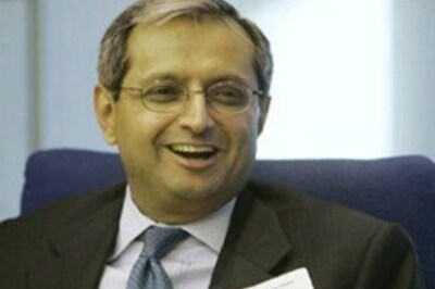 Citi CEO Vikram Pandit sticks to $1 annual salary