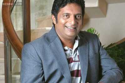 Walked out of 'Aagadu' due to creative differences: Prakash Raj