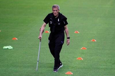 Uruguayan Football Federation Lays off 400, Including Coach Oscar Tabarez