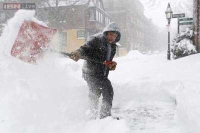 Snowstorm sweeps northeast, New York spared its brunt