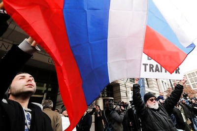 Russian Telecom Provider Begs People to Stop Sending Coronavirus Memes, Not Overload Network