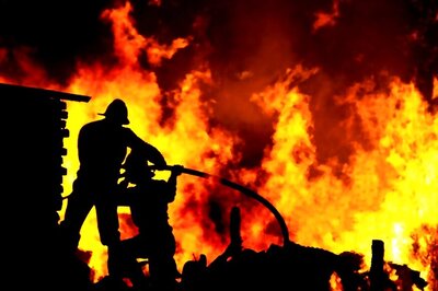 Mumbai Kamala Mills Fire: 14 Killed in Midnight Blaze at Rooftop Restaurant; 3 Owners of '1 Above' Pub Booked