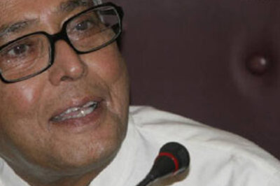 Pranab promises 'good news' on Telangana issue