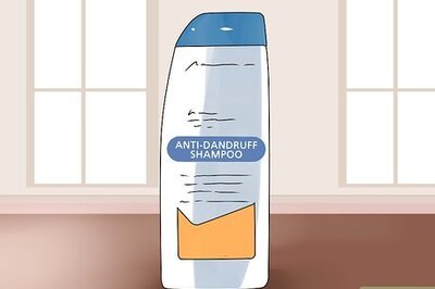 How to Treat Dandruff in Children