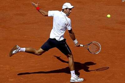 French Open: Djokovic through to 2nd round