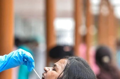 Covid Continues to Surge as India's New One-day Tally Hits 18,930; Total Active Cases Rise to 1,19,457