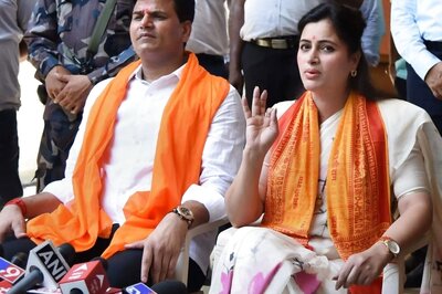 Hanuman Chalisa Row: Bail Plea of Rana Couple Likely to Be Decided on May 2