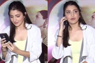 Anushka Sharma HALTS Interview To Attend a Phone Call In Viral Video, Says 'Hi Aunty...' | Watch