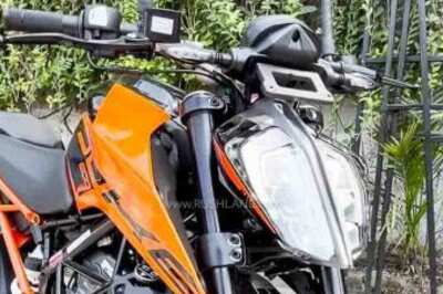 2023 KTM 200 Duke Reaches Dealerships, Features LED Headlight Setup