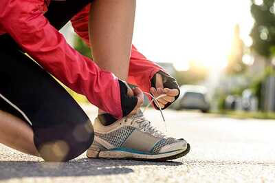 Just a 45-minute Brisk Walk a Week Can Improve Arthritis