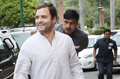 Rahul Slams Manohar Parrikar, Gives Him a Lesson