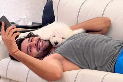 Bhool Bhulaiyaa 2 Star Kartik Aaryan Can't Stop Smiling In Adorable Pics With His Dog On Instagram