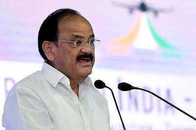 Amid Row Over Hindi, Venkaiah Naidu in Kerala Says No Imposition or Opposition to Any Language