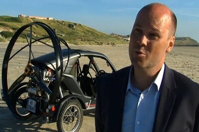 Flying Car 'Pegasus' Crosses English Channel