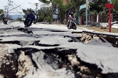 7.3 Magnitude Earthquake Kills Two, Render Over 2,000 Homeless in Indonesia