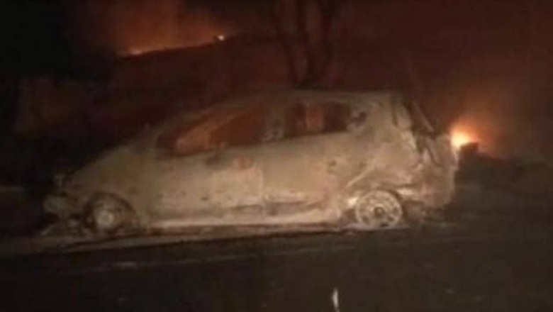 Pune: Massive fire at petrol pump after car-gas tanker collission