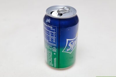 How to Make a Pencil Holder from a Can