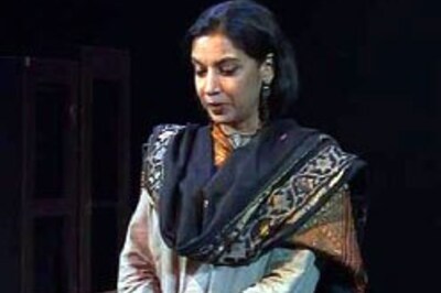 Shabana, Javed play it up in Capital