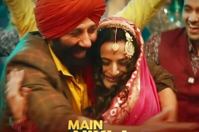 Gadar 2: Sunny Deol-Ameesha Patel Recreate Their Love Story In New Version of Main Nikla Gaddi Leke