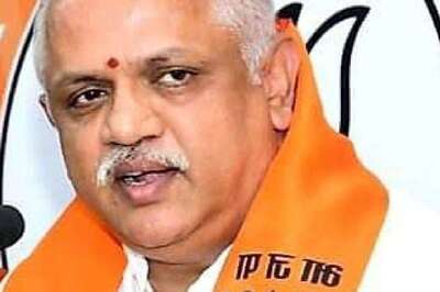 Telangana: SIT Summons BJP General Secretary BL Santhosh In TRS MLAs Poaching Case