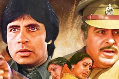 When Dilip Kumar Won The Filmfare Award Beating Amitabh Bachchan For This 1982 Film