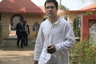 Rahul flays Sena, says Mumbai belongs to all Indians