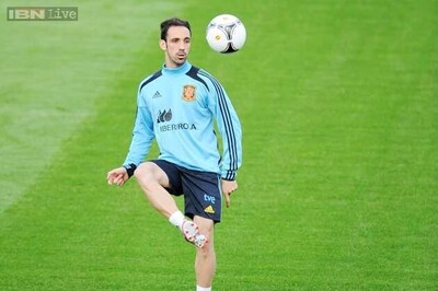 Atletico tie defender Juanfran Torres until 2017