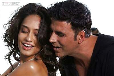 'Jisko kuch nahi aata woh actor hi banta hai', 'Bangkok ayaashi ki rajdhani hai': 20 dialogues from 'The Shaukeens' that are bound to make you laugh