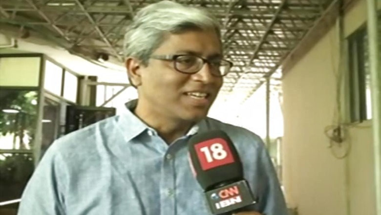 BJP-RSS meet 'mockery' of Constitution, says AAP
