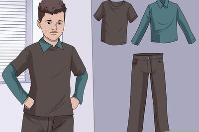 How to Become Noticed in School As a Rock or Goth Kid