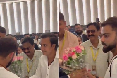 WATCH: Virat Kohli Awkwardly Denies Kanpur Hotel Staff Member Handshake Ahead of Second Test vs Bangladesh