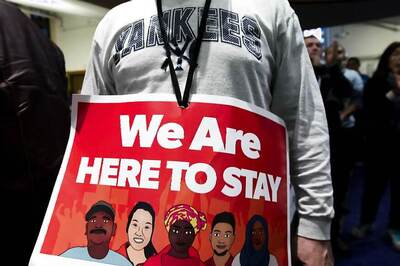 Immigrants Fleeing Gangs Prefer Taking Chance for US Asylum