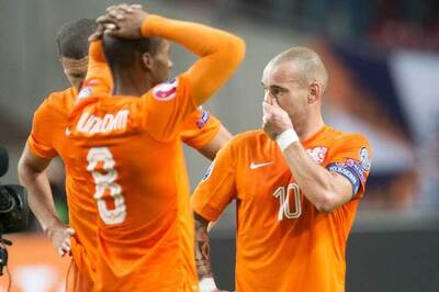 Netherlands fail to qualify for Euro 2016 for the first time since 1984
