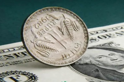 Rupee Falls 15 Paise To Close At 82.33 Against US Dollar