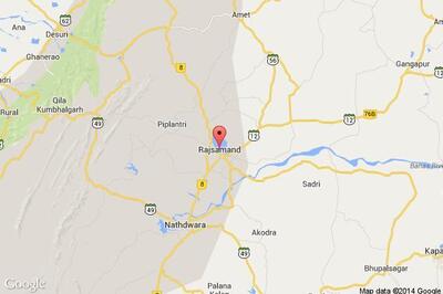 Revenue official arrested for taking bribe