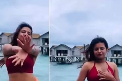 Sonu Gowda Sets Temperatures Soaring In A Red Bikini