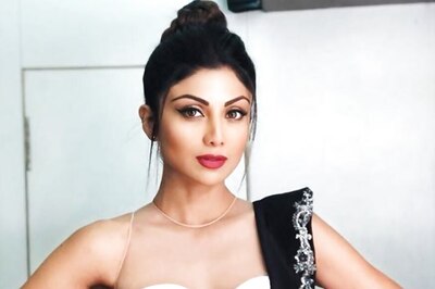 Shilpa Shetty Kundra Looks Gorgeous in a Plain Lemon Manish Malhotra Drape Saree; See Pics