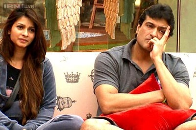 Tanishaa is a lovely girl, lucky to have her by my side: Armaan Kohli