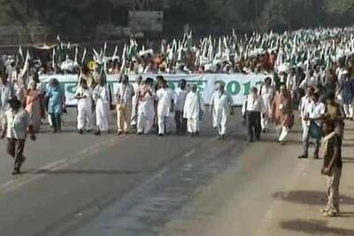 50,000 tribals march to Delhi demanding land rights