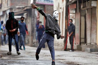 College Students Clash With Security Forces in Kashmir's Pulwama