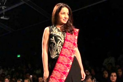 AIFW SS17: Tisca Chopra Walks The Ramp For Kavita Bhartiya