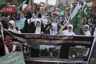 Two terrorists hanged in Pakistan after lifting of ban on death penalty