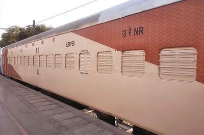 South Western Railway Recruitment 2018: 33 Posts via GDCE, Apply before June 17, 2018