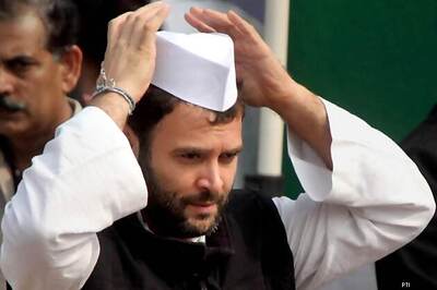 Cong gives Rahul official status to take decisions: SP