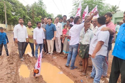 Pawan Kalyan's Digital Campaign to Draw Andhra Govt's Attention to Road Conditions