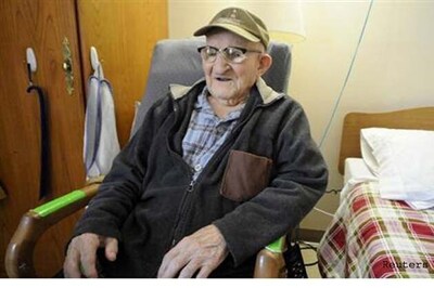 World's oldest man dies at 112 in New York