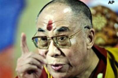 Dalai Lama seeks India's help in resolving Tibet issue